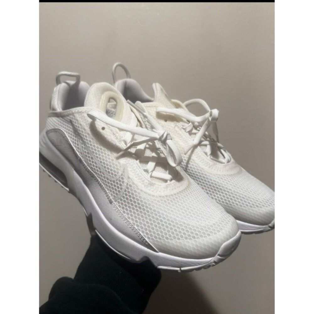 *NEW* Youth Nike Air Max 2090 Triple White